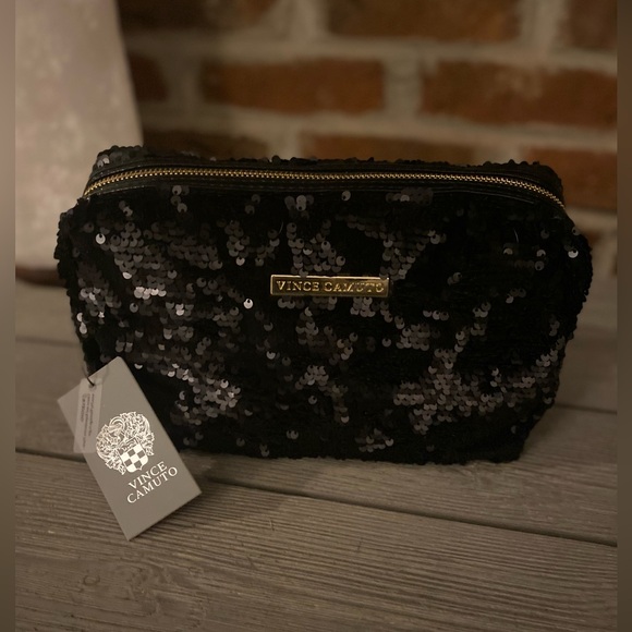 Vince Camuto Handbags - NWT Vince Camuto Cosmetic Bag